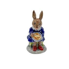 Royal Doulton Bunnykins Colorway Figurine, Helping Mother