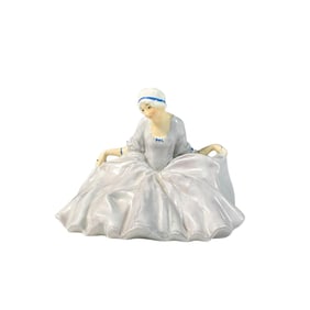 Polly Peachum HN489, Turquoise Colorway - Royal Doulton Figurine