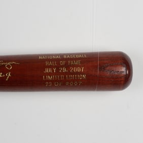 Louisville Slugger Commemorative Hall of Fame Bat 2007