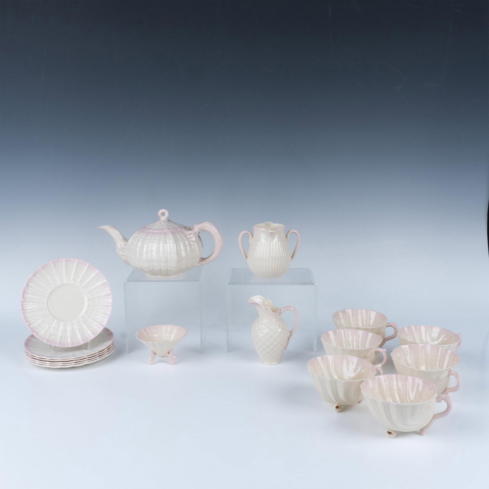 17pc Belleek Tea Service, Shell Form (1 of 12)