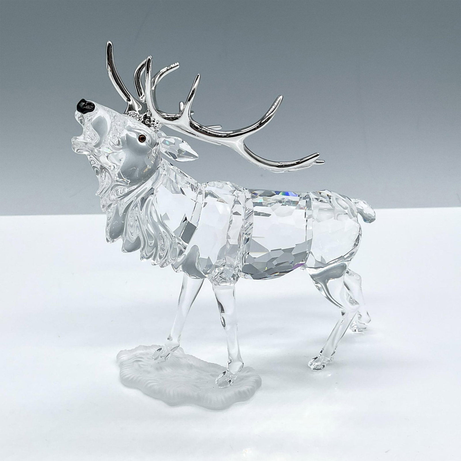 Swarovski Crystal Figurine, Stag (1 of 4)