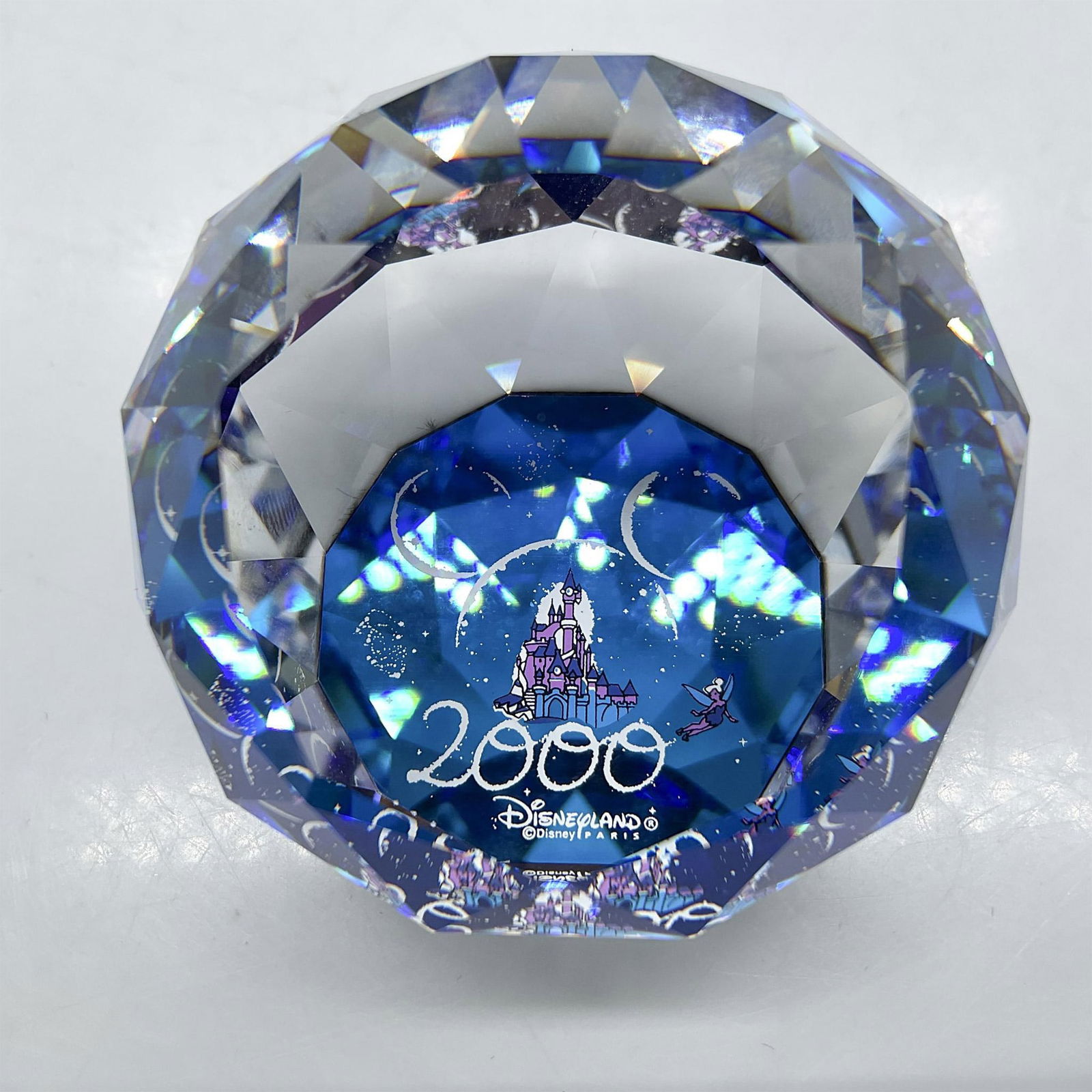 Swarovski Crystal 2000 Disneyland Paris Paperweight (1 of 5)