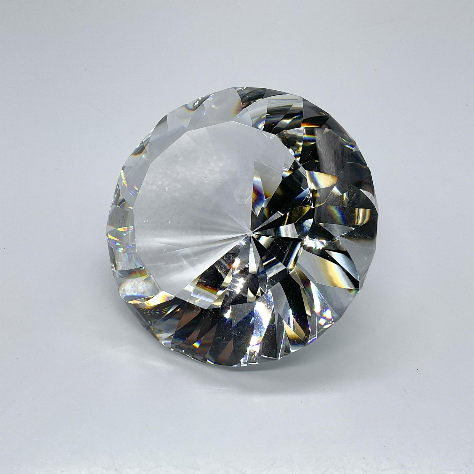 Swarovski Crystal Paperweight, Chaton - Swirled (1 of 3)