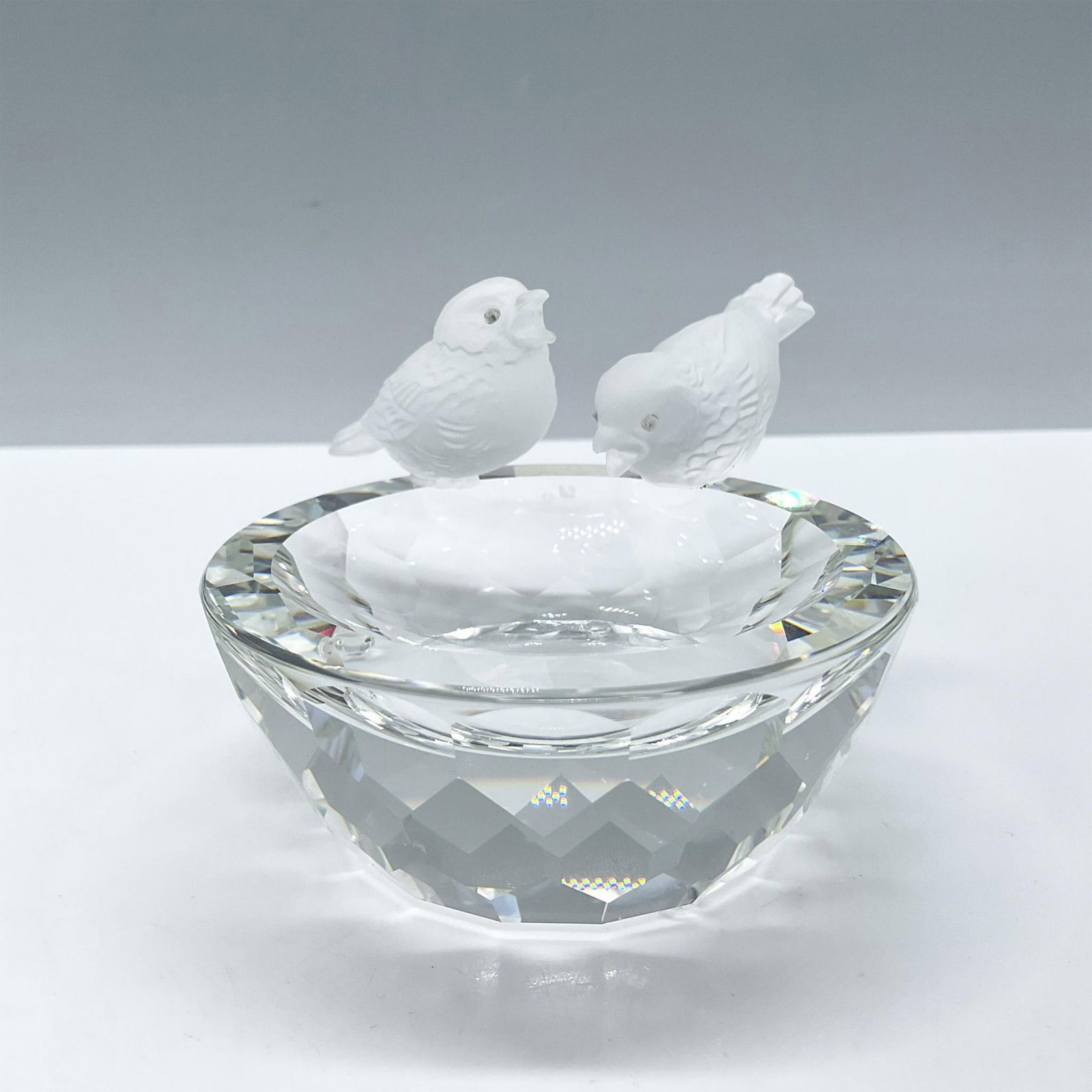 Swarovski Crystal Figurine, Bird Bath (1 of 4)
