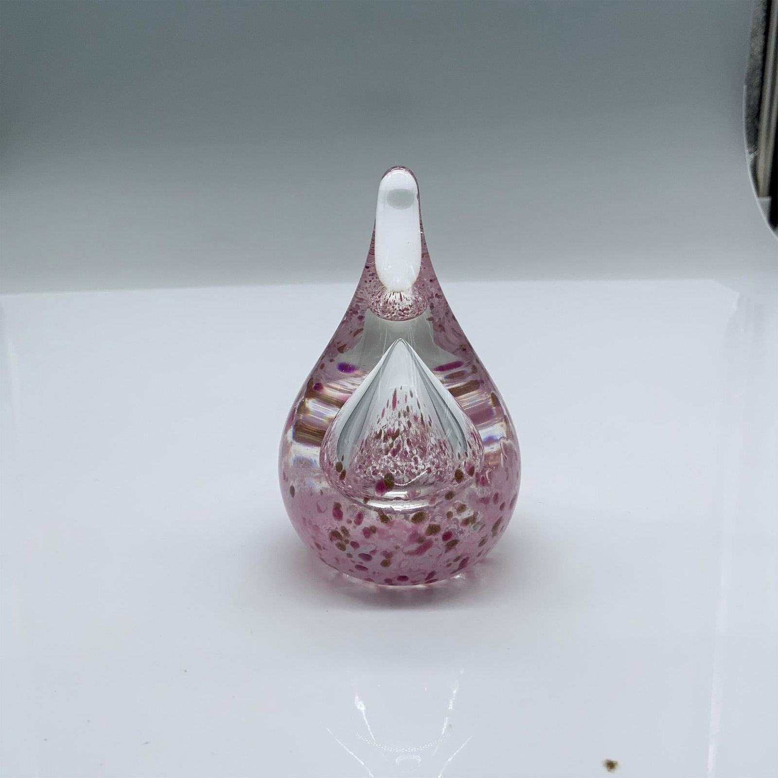 Caithness Glass Pink Grace Ringstand Paperweight (1 of 4)
