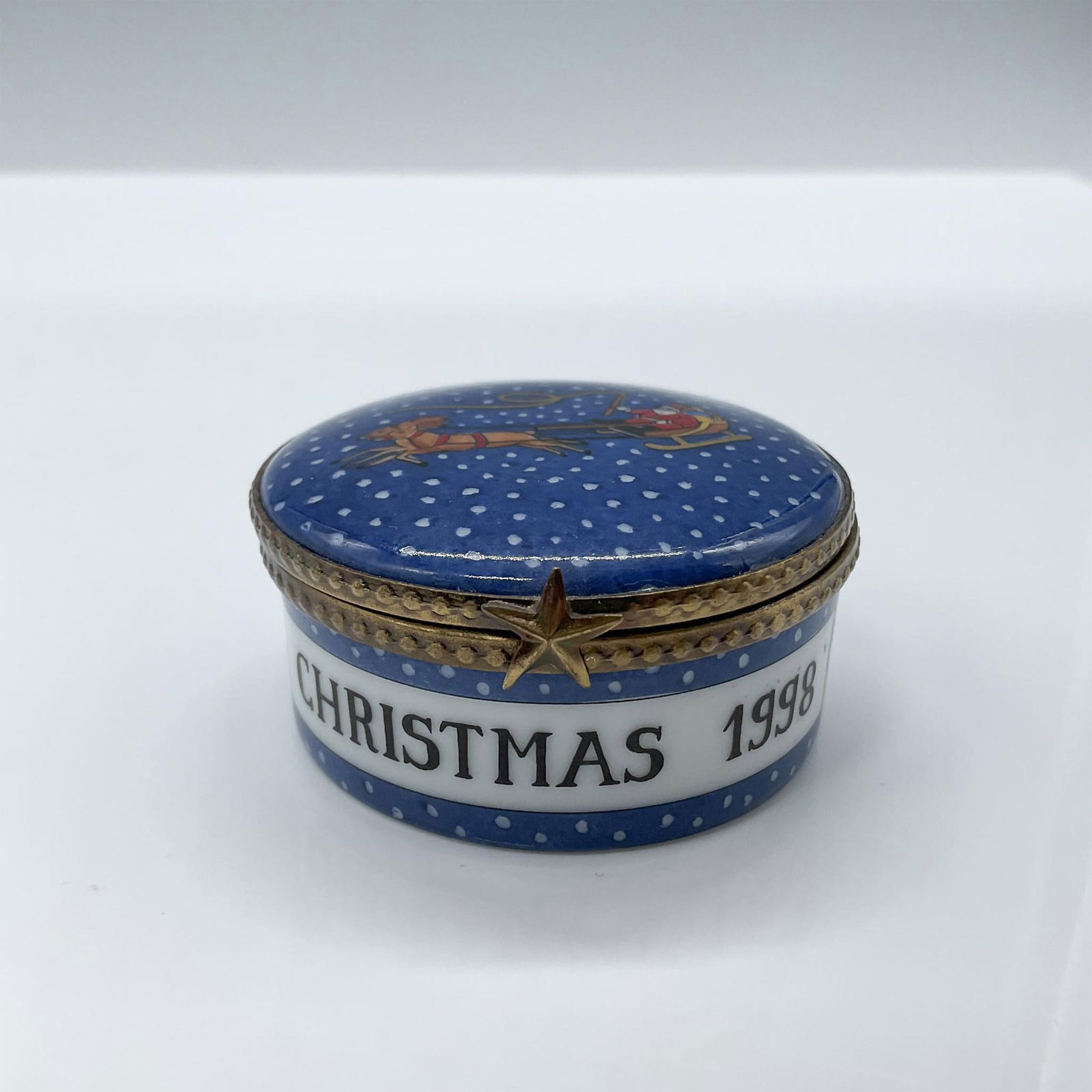 Limoges Porcelain Treasure Box, Christmas 1998 (1 of 4)
