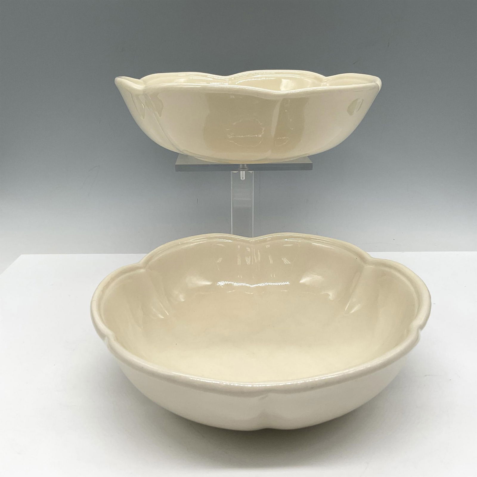 2pc McCoy Ceramic Pottery, Off White Bowls (1 of 3)