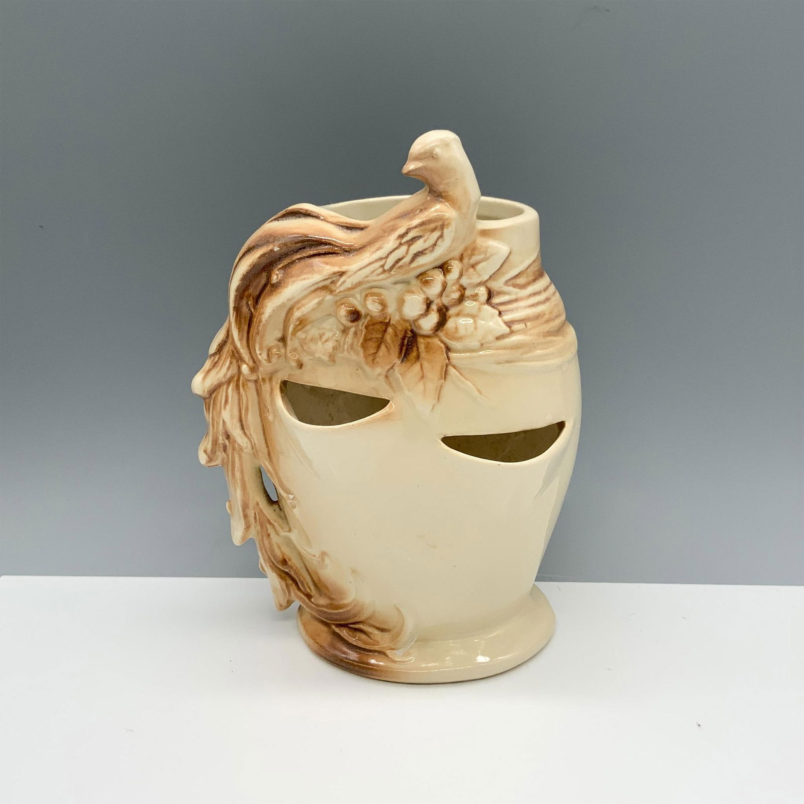 McCoy Pottery Bird of Paradise Planter (1 of 4)