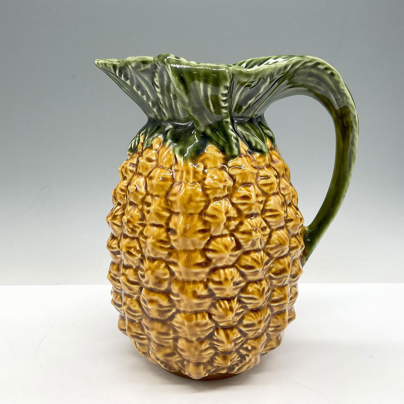Olfaire Porcelain Pineapple Pitcher (1 of 4)