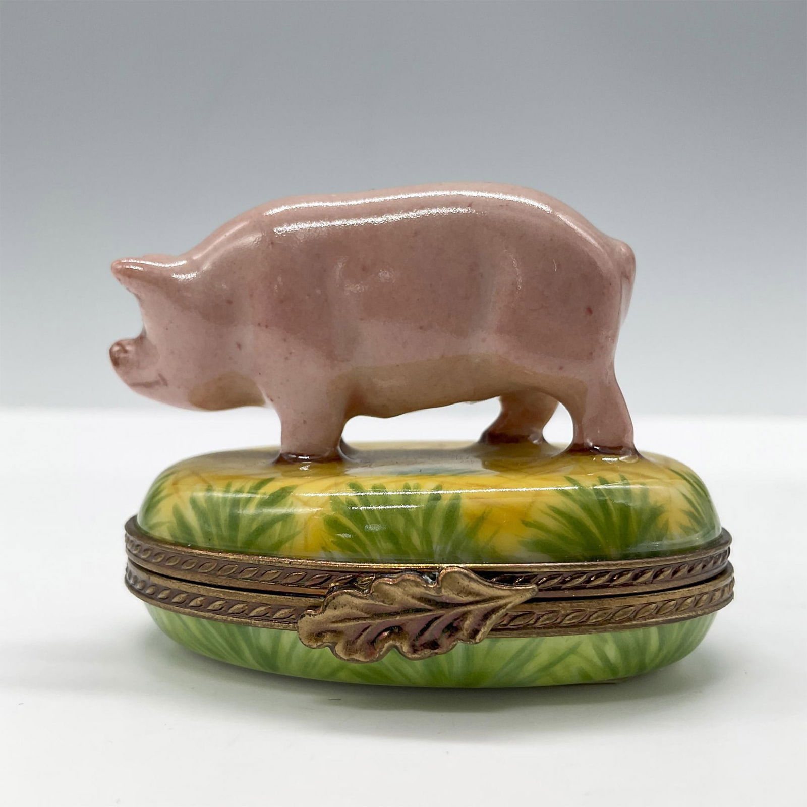 Limoges Enamel Treasure Box, Pig (1 of 4)