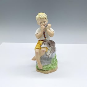 June RW3456 - Royal Worcester Figurine