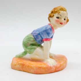 Robin M39 Miniature - Royal Doulton Figurine