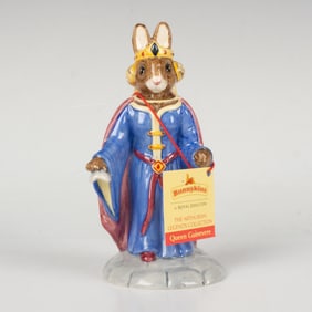Queen Guinevere DB302 - Royal Doulton Bunnykins