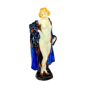 Bather - HN774 - Royal Doulton Figurine