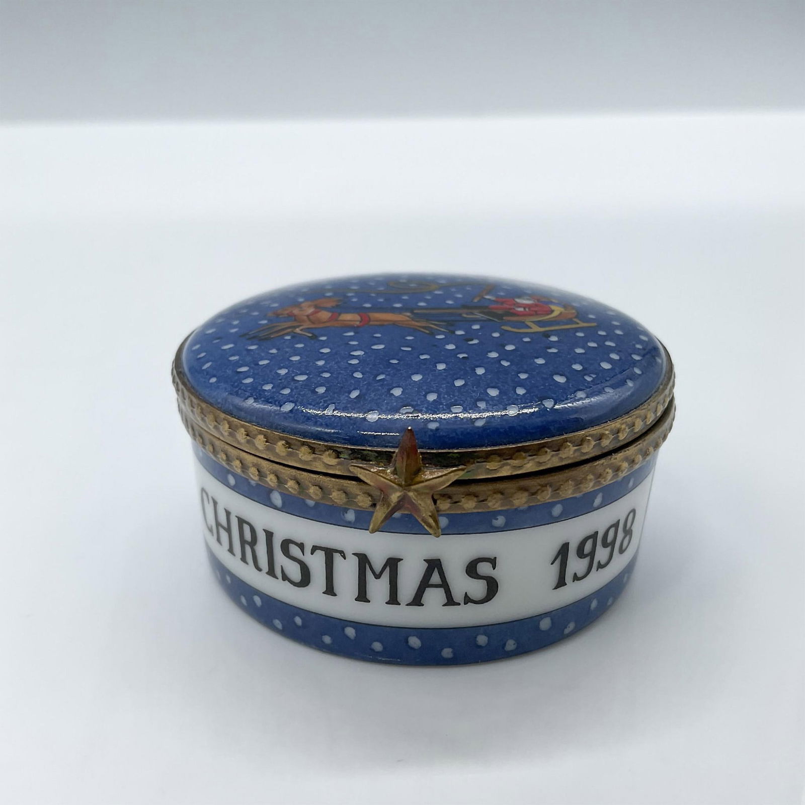 Limoges Porcelain Treasure Box, Christmas 1998 (1 of 5)