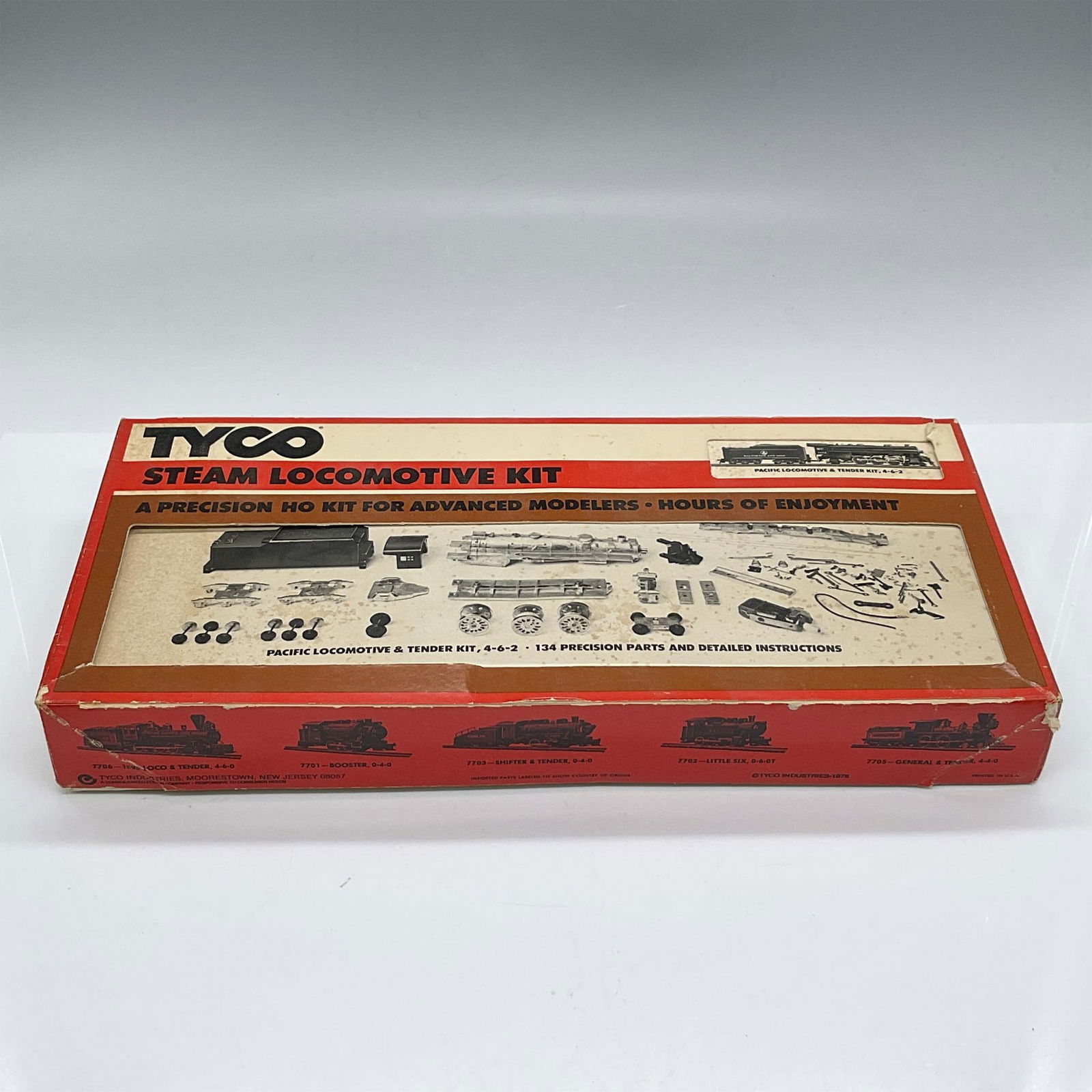 Tyco Steam Locomotive Kit, Pacific Steam Loco & Tender 4-6-2 (1 of 4)