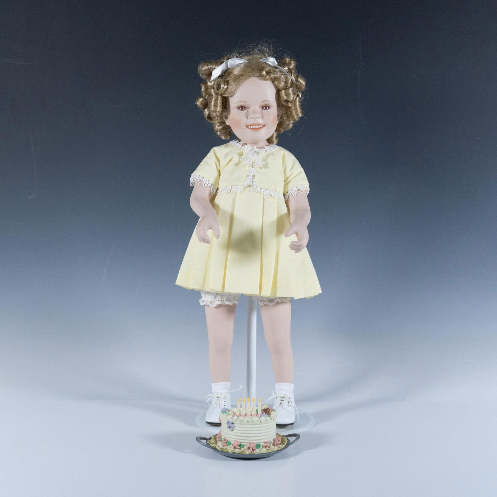 Shirley Temple Danbury Doll, Birthday Magic (1 of 4)