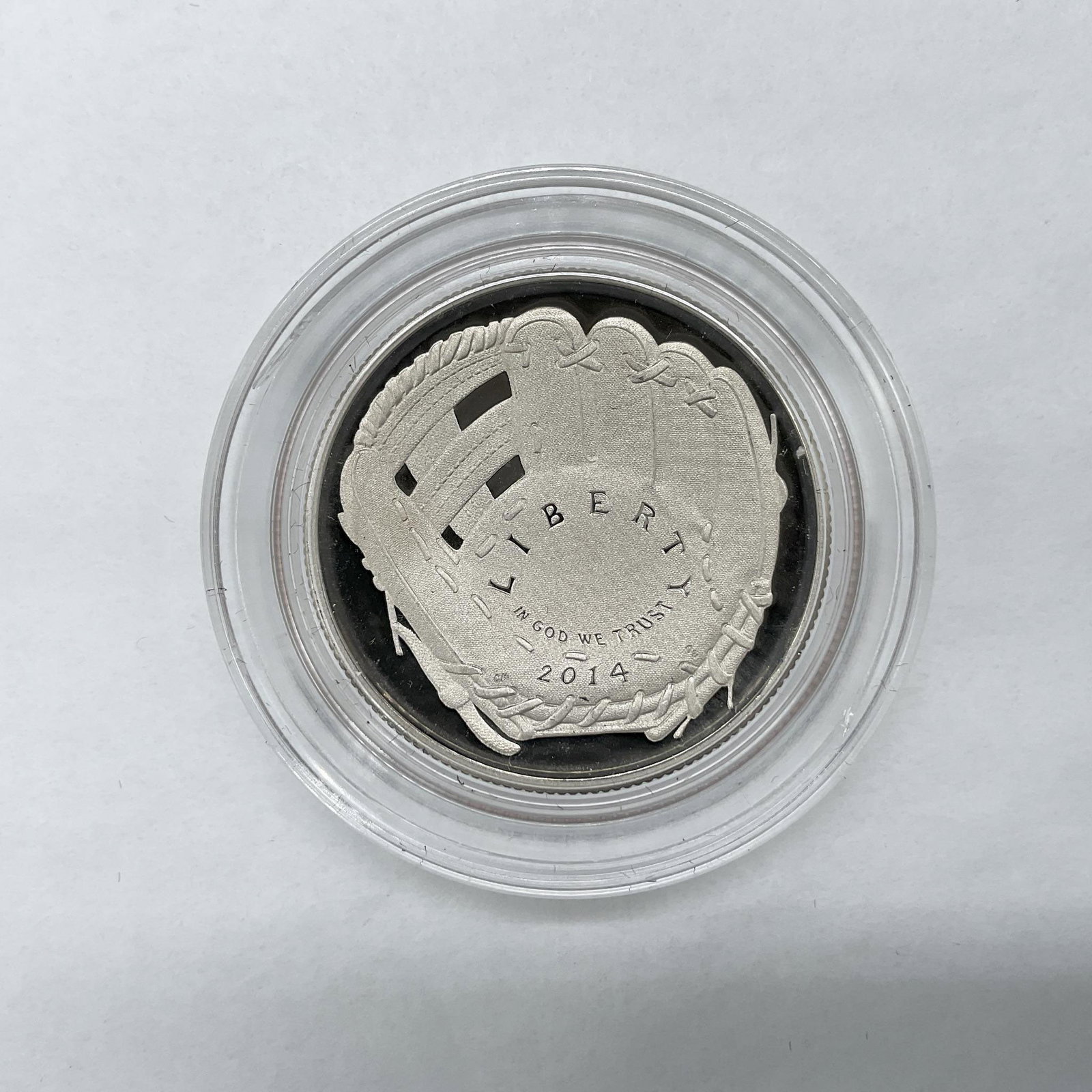 2014-S National Baseball Hall of Fame Proof Half-Dollar: San Francisco Mint. The obverse side depicts a baseball glove, and the reverse side features the baseball. The coin is in a protective case. The case is approximately: 0.25"D x 1.75" dia. This item ha