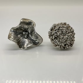 2pc UNO de 50 Flower Ring and 925 Ball Cluster Ring