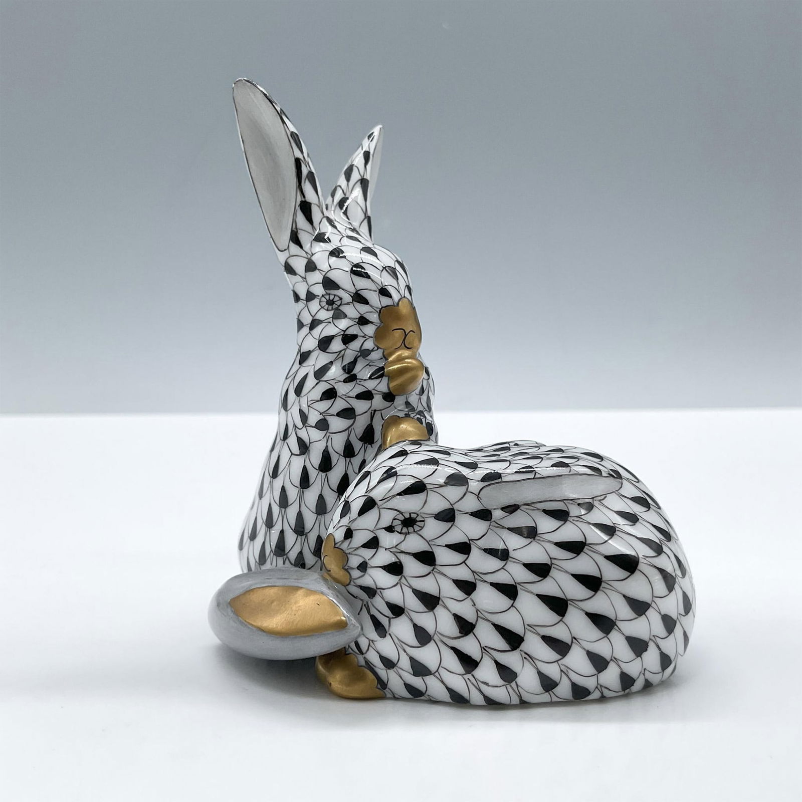 Herend Animals Figurine, Black Pair of Rabbits with Corn (1 of 4)