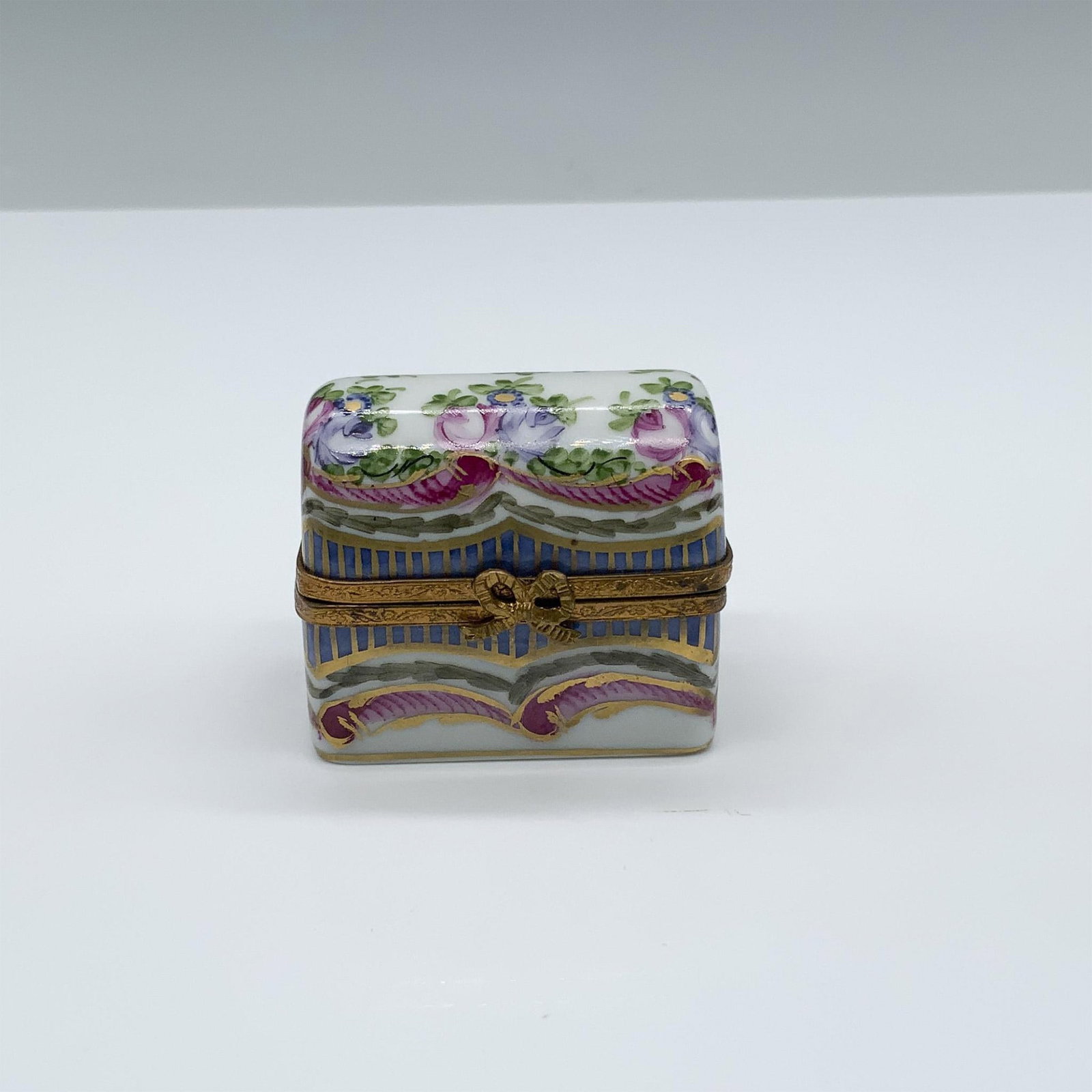 Limoges Treasure Box, Vault (1 of 5)