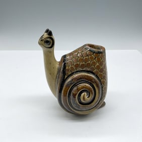 Carlos Villanueva Stoneware Pottery, Snail Vase