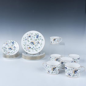 18pc Coalport Pageant Bone China Cups, Saucers, and Plates