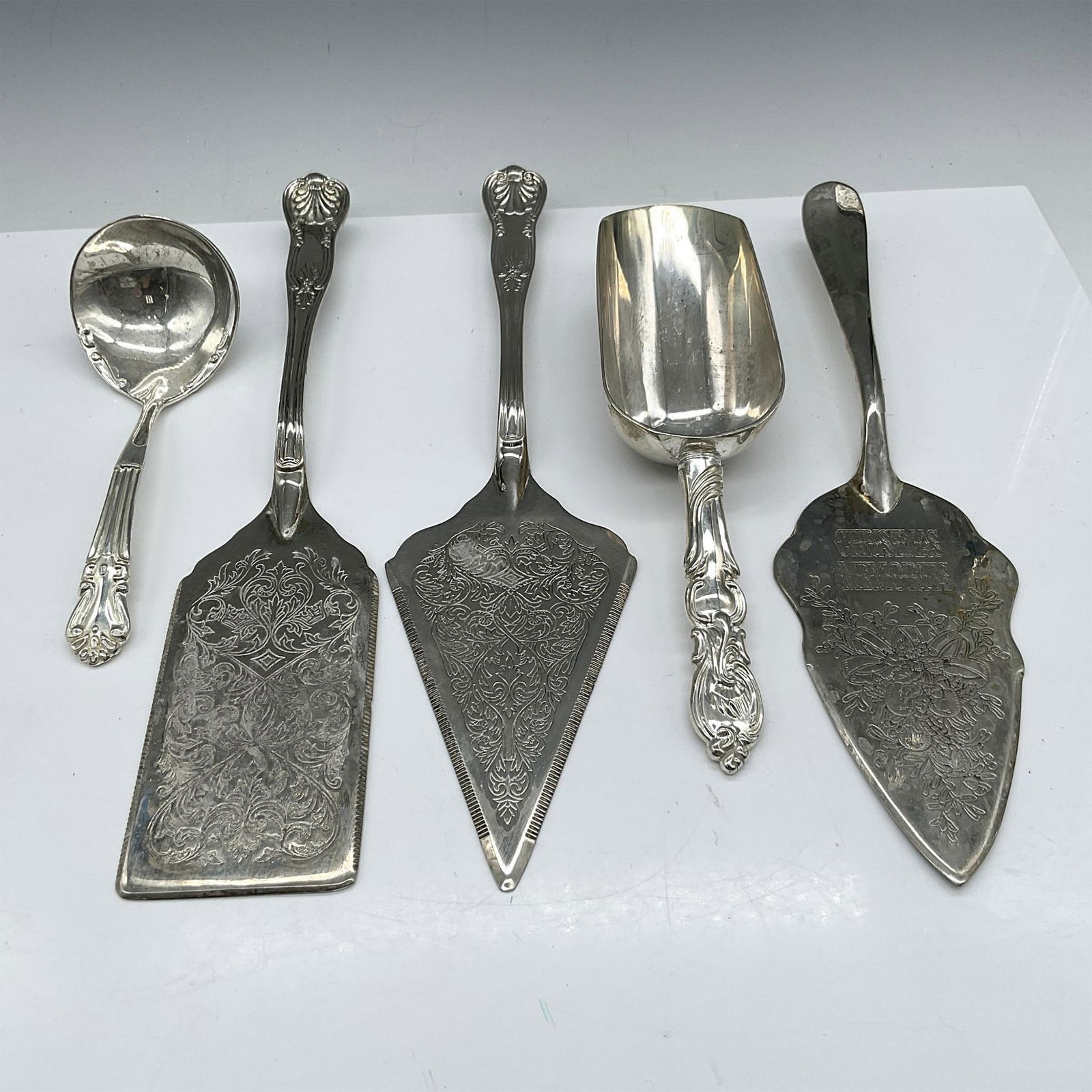 5pc Victorian Silverplate Serving Utensils (1 of 3)