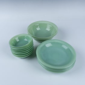 16pc Fire King Jadeite Bowls