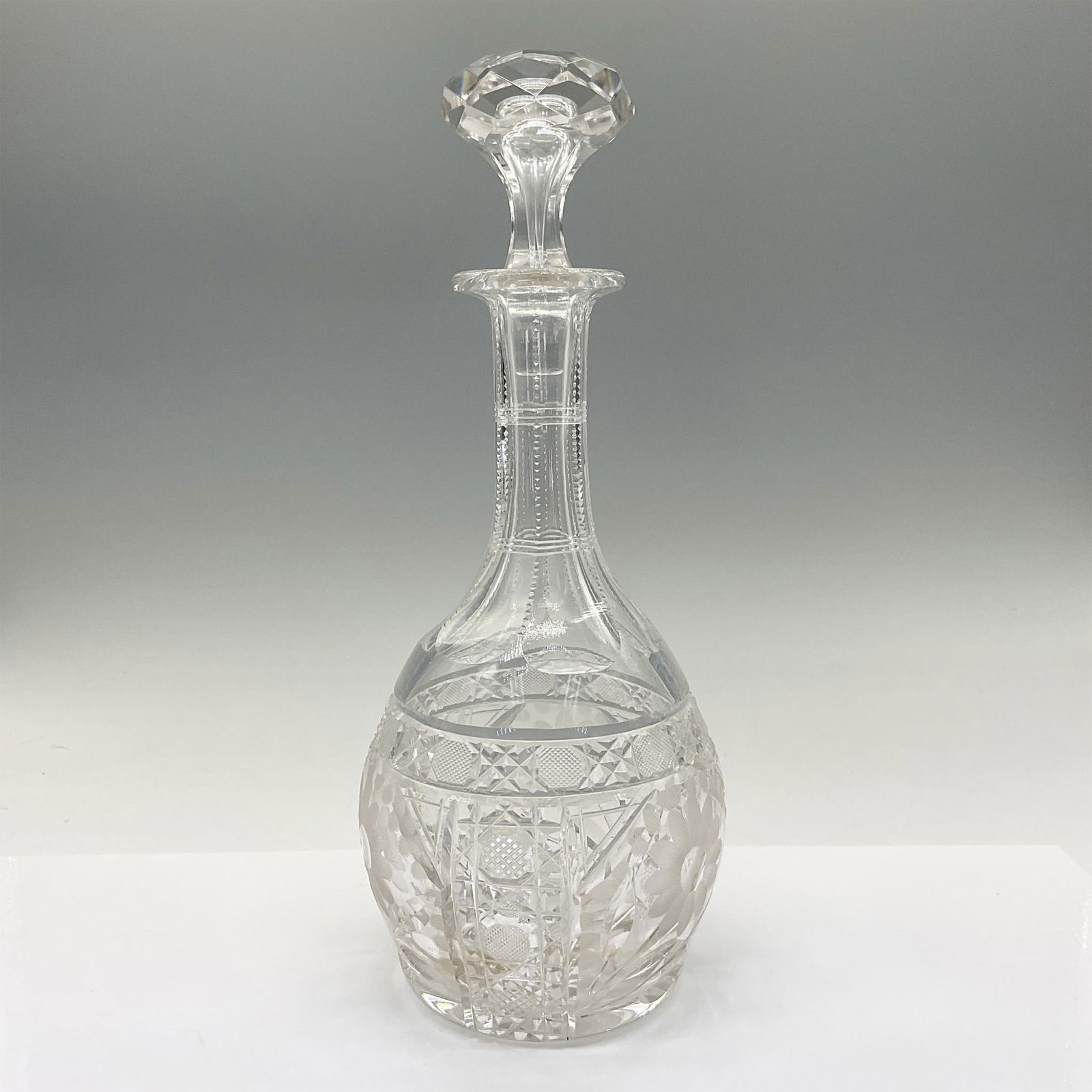 Vintage Crystal Decanter with Stopper (1 of 3)