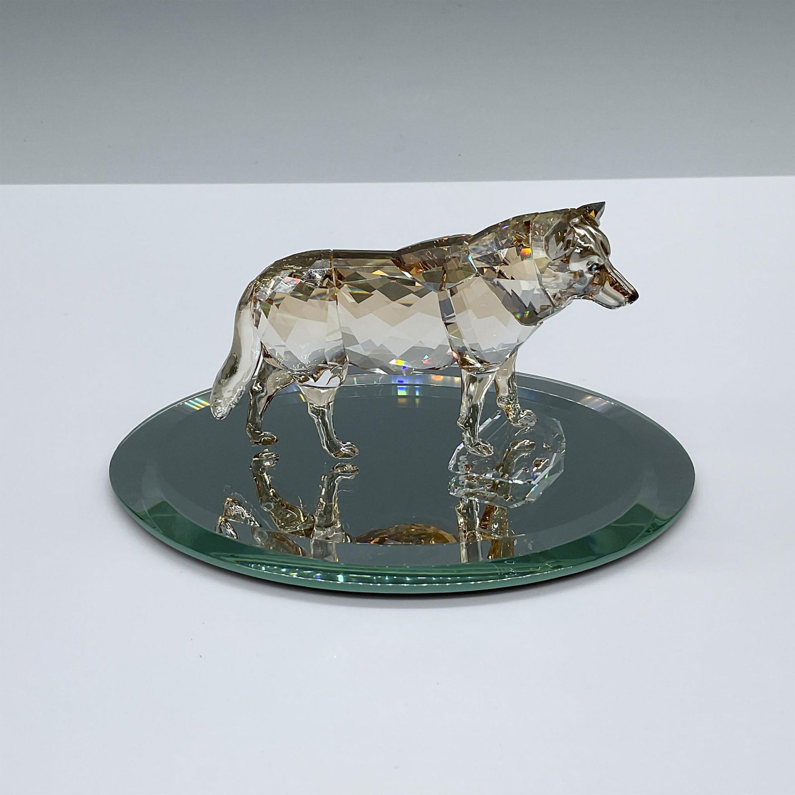 Swarovski Crystal Society Figurine and Base, Grey Wolf (1 of 4)