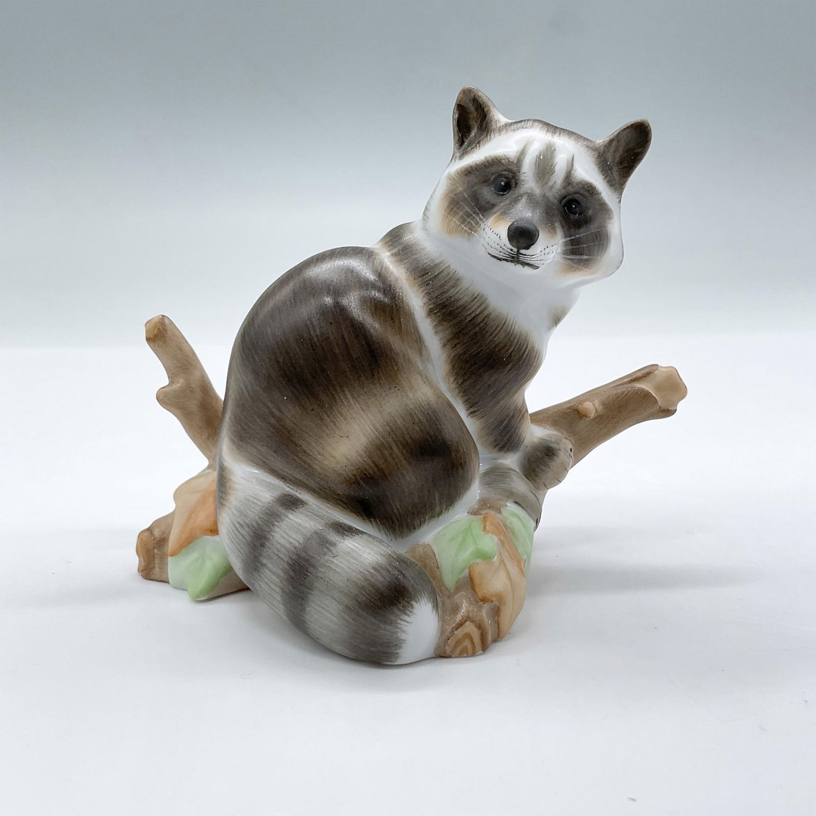 Herend Guild 2004 Porcelain Raccoon Figurine (1 of 5)