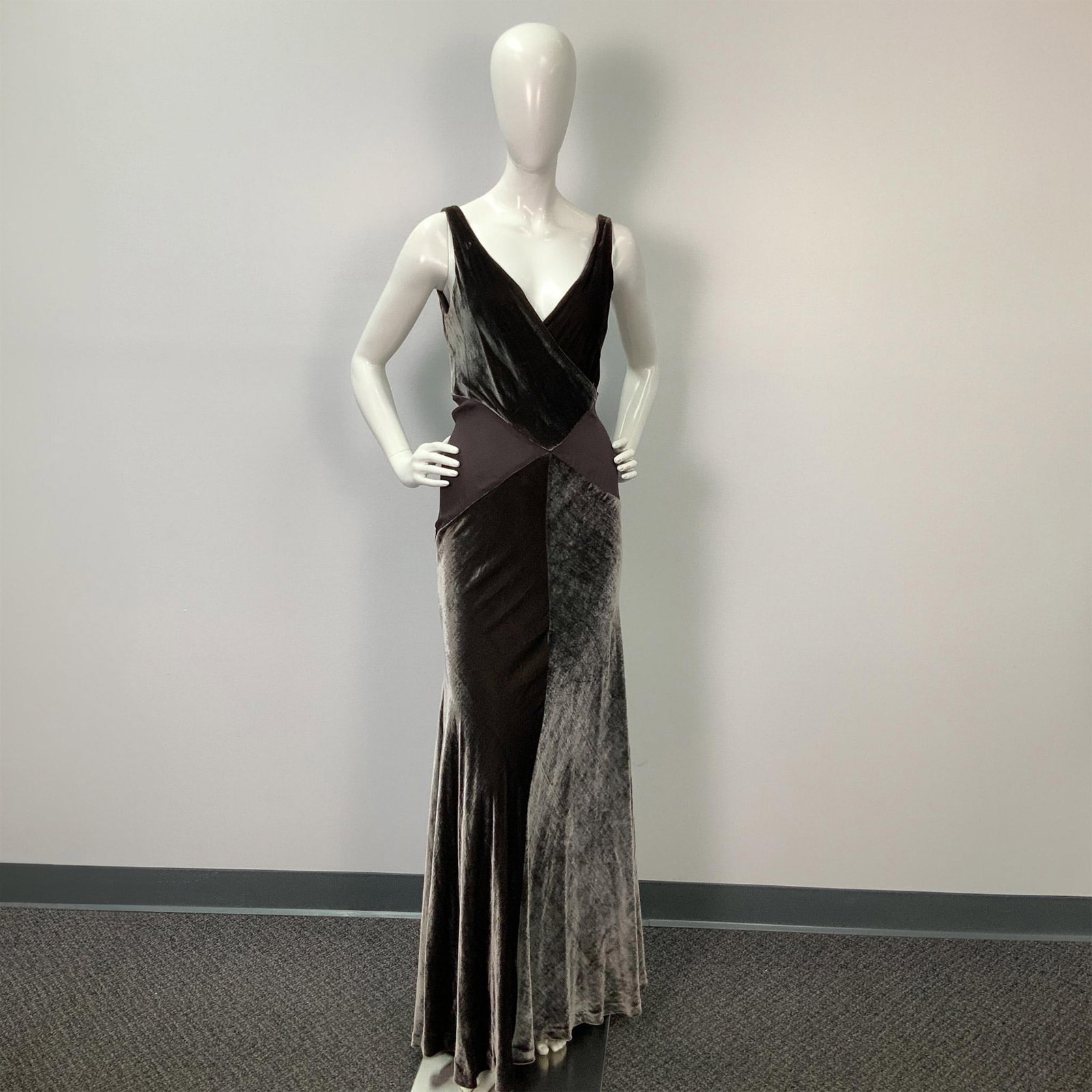 Anne Klein Long Velvet and Chiffon Dress: Long velvet and Chiffon Dress by Anne Klein purchased at ENGIE designer boutique in NYC. ENGIE label attached next to original designer label. Grey Velvet With Grey Chiffon Accent. Sleeveless surplus 