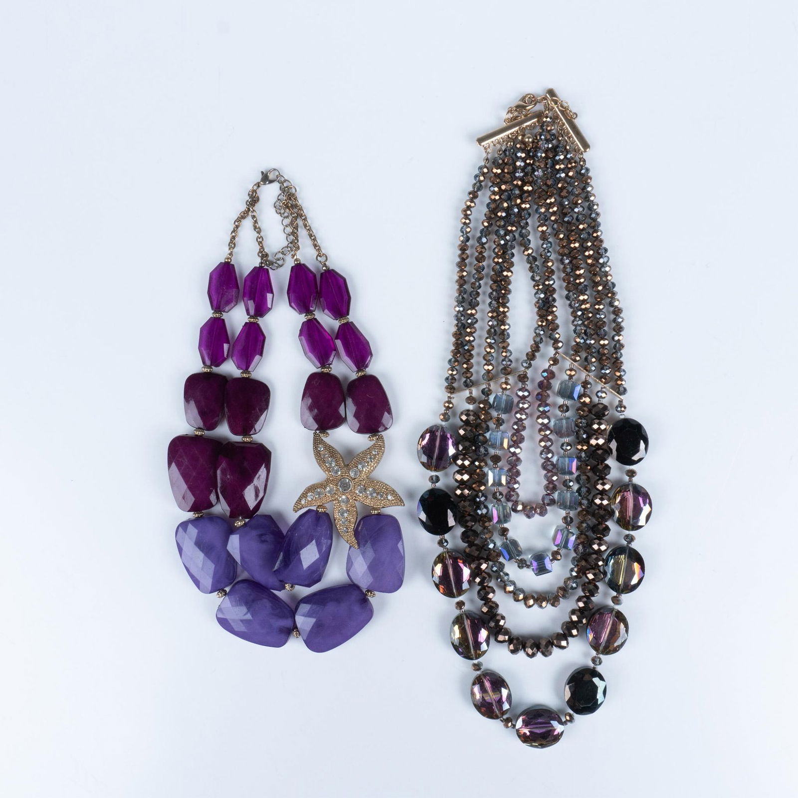 2pc Vintage Beaded Gold Toned Necklaces (1 of 7)