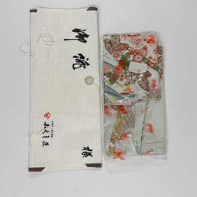 Vintage Japanese White Kimono Robe with Embroidery