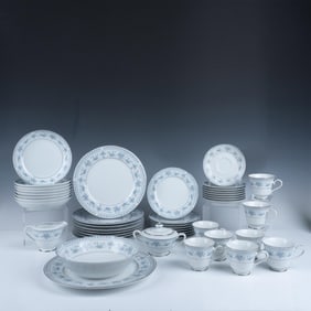 44pc Seizan Fine China Serveware for 8, Blue Dawn 7004