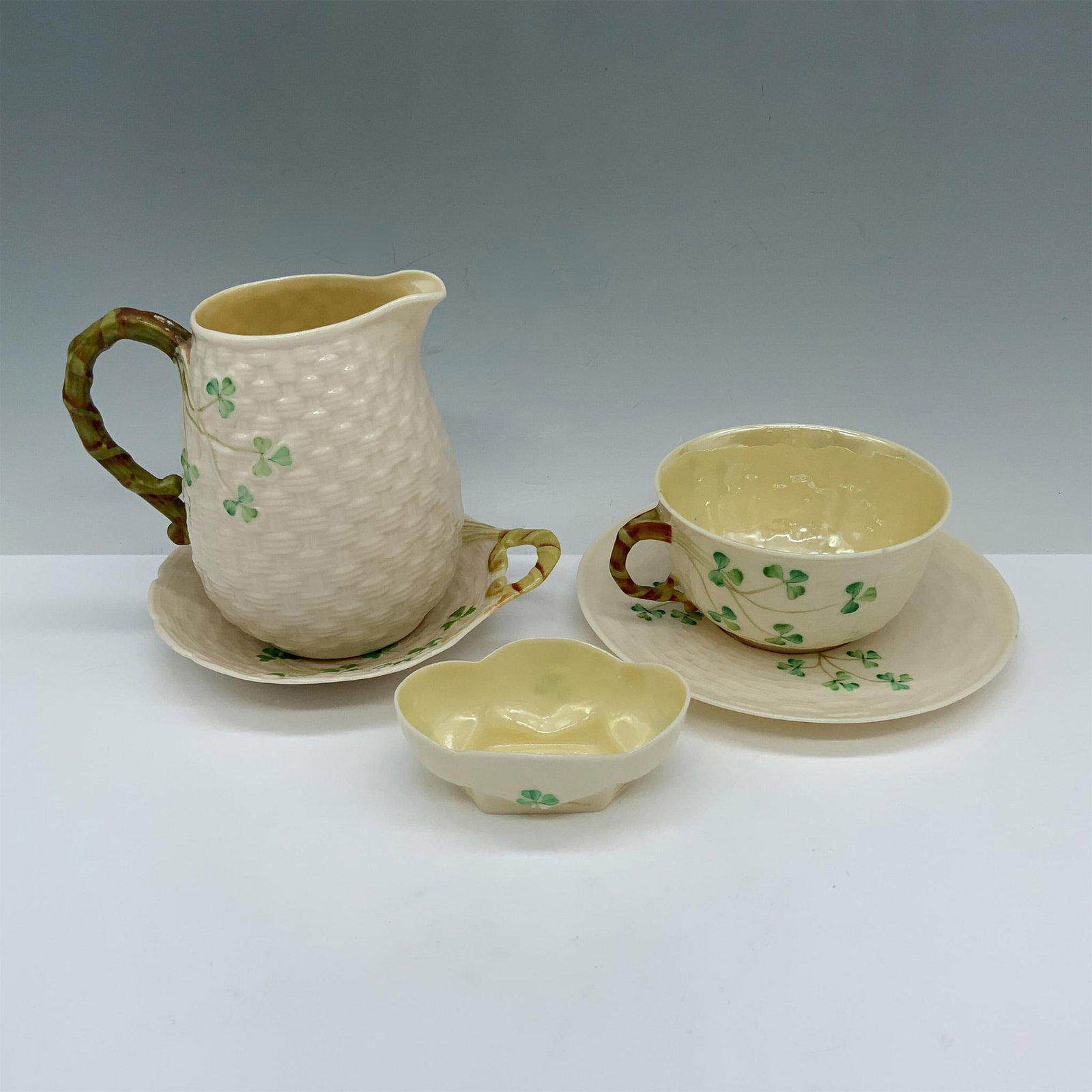 5pc Vintage Porcelain Belleek Tableware Set (1 of 5)