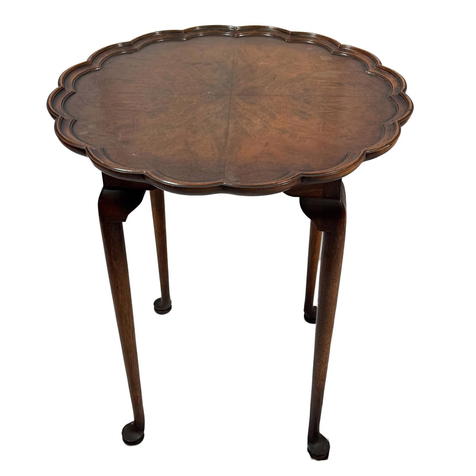Queen Ann Style Carved Wood Scallop Round Tea Table: Charming original Queen Ann style mahogany color wood tea/side table carved in a scalloped shape pattern. Table dimensions: 23"L x 23"W x 26.75"H. Issued: 20th century Dimensions: See Description