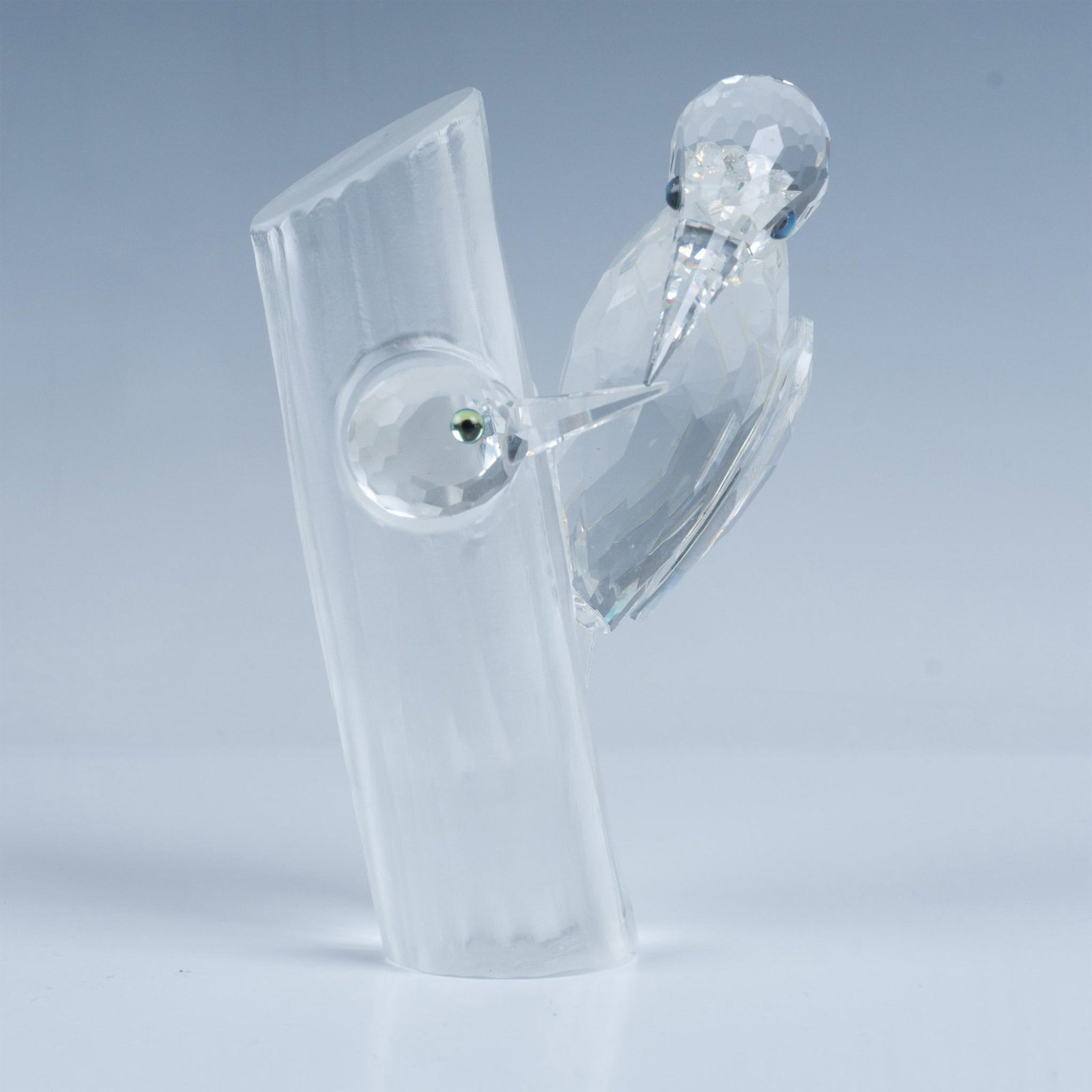 Swarovski SCS Crystal Figurine, The Woodpeckers: The Woodpeckers were the 2nd Annual Edition made for SCS members and they belong to the Caring and Sharing trilogy. The figurine depicts a parent Woodpecker and a baby on a tree trunk. SCS backstamp. 