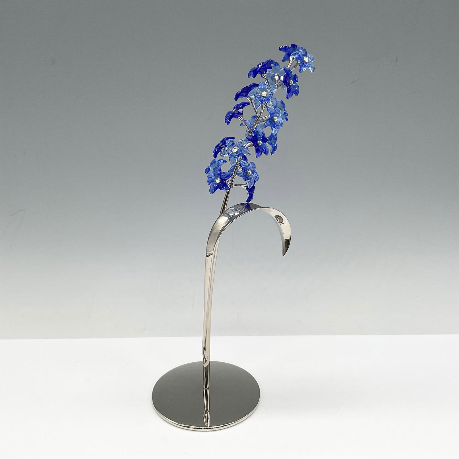 Swarovski Crystal Dindori Sapphire Blue Paradise Flower