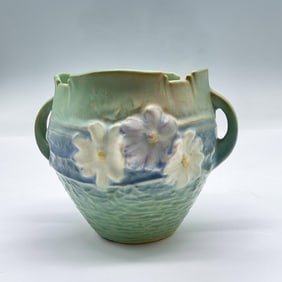 Roseville Pottery, Cosmos Green Bulbous Planter