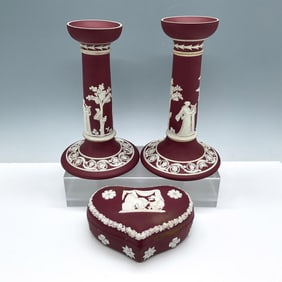 3pc Wedgwood Crimson Dip Jasperware, Candlesticks & Box