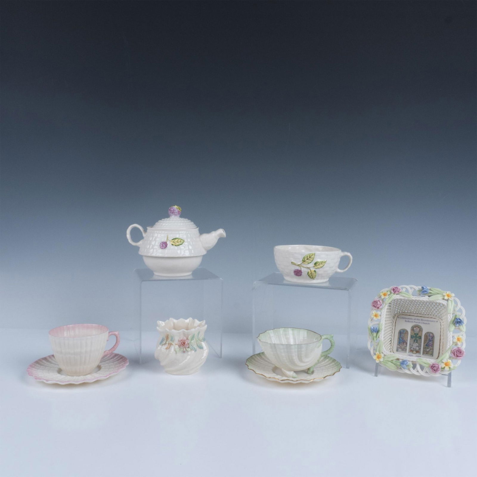 8pc Vintage Belleek Tea and Table Set (1 of 11)