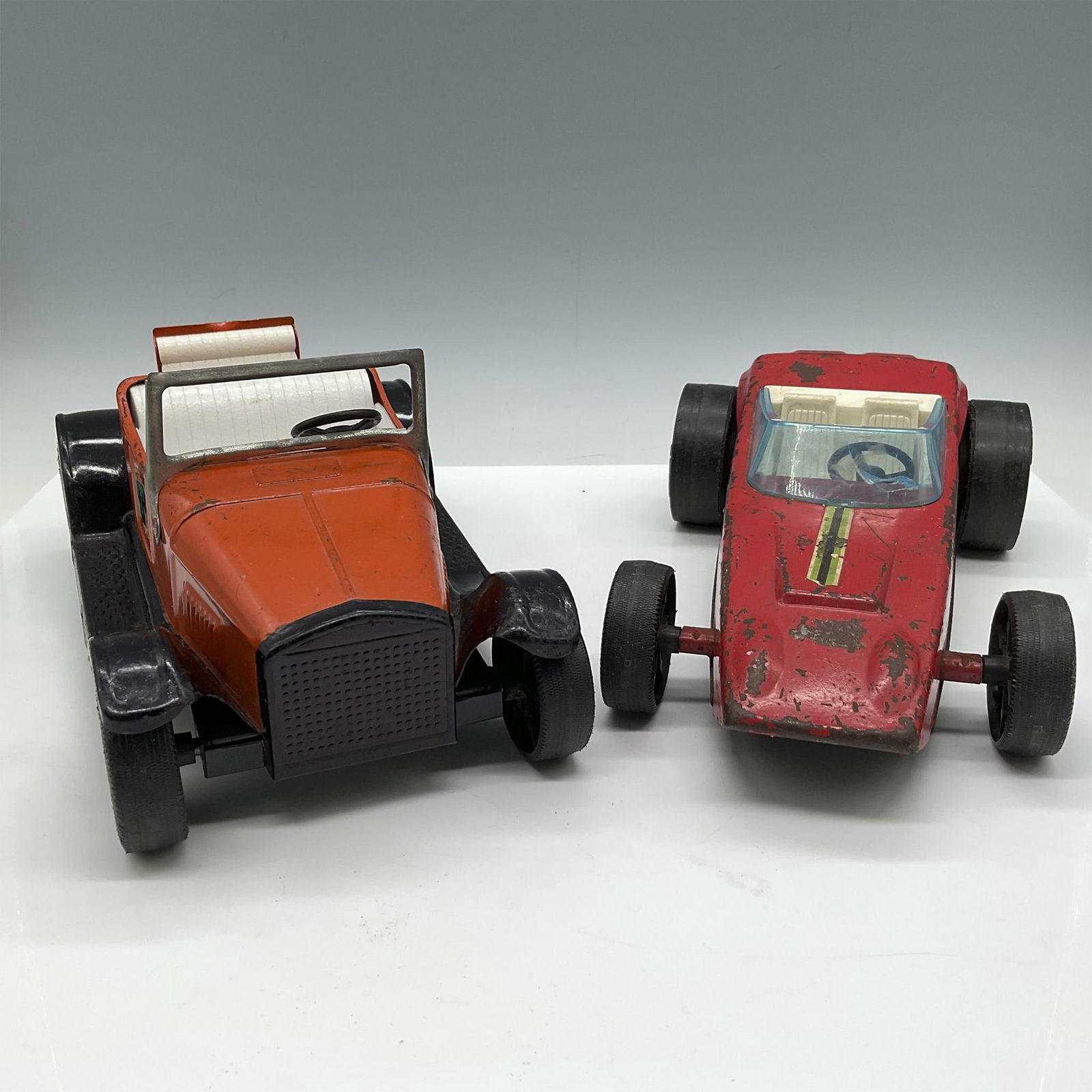 2pc Vintage Nylint Toys Metal Model Cars (1 of 3)