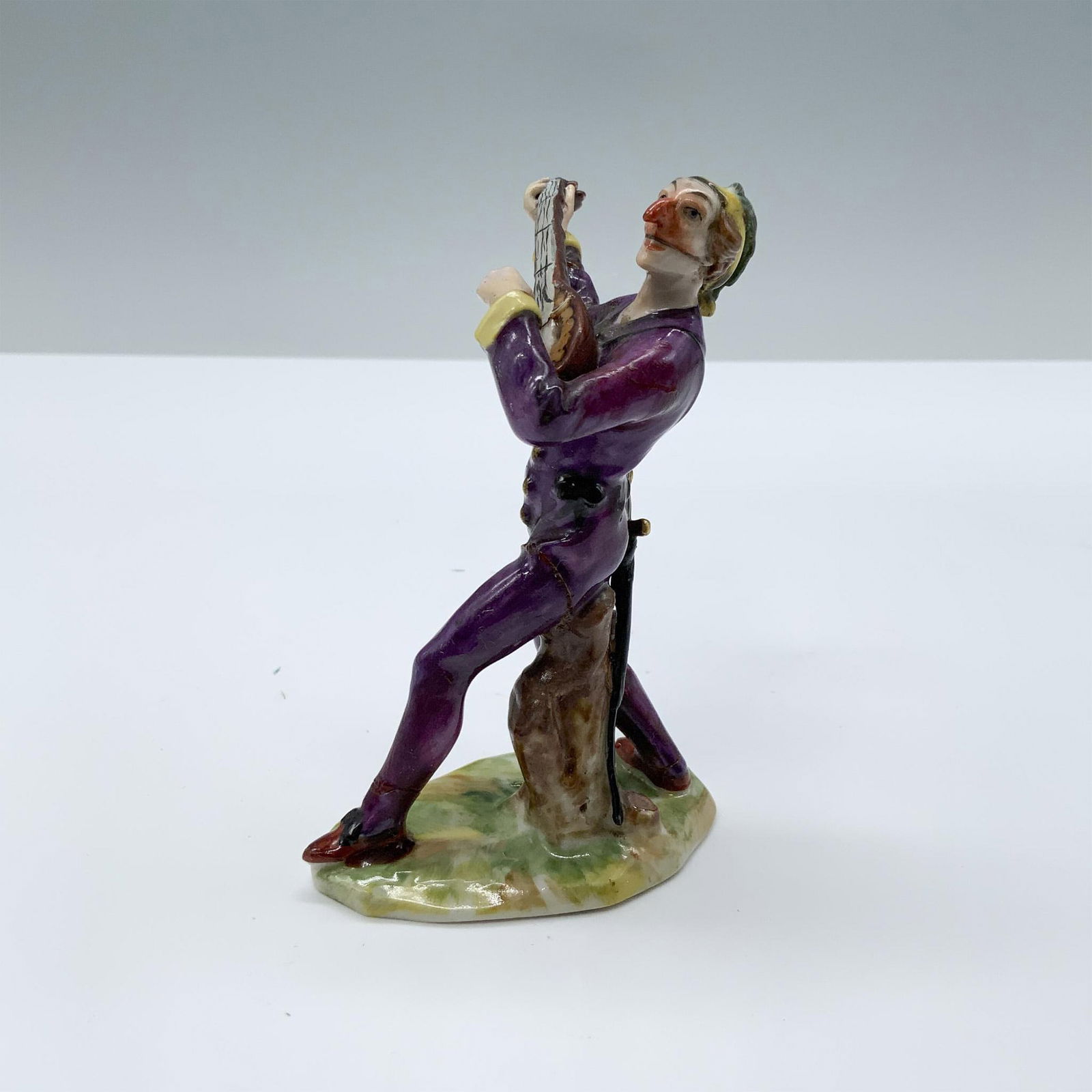 Capodimonte Porcelain Musician Figurine (1 of 5)