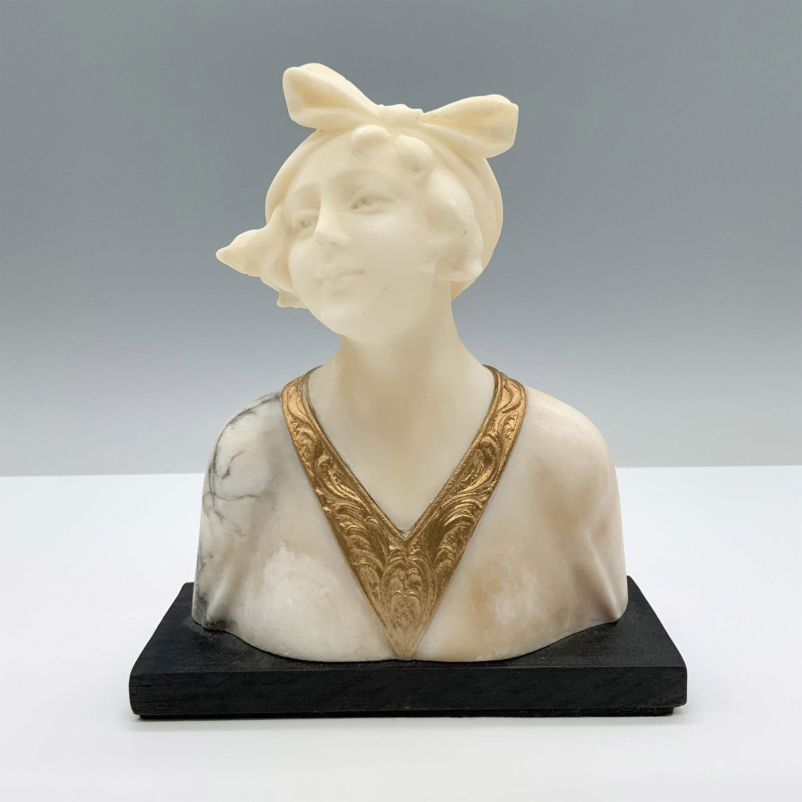 Antique Alabaster Portrait Bust of A Woman (1 of 3)
