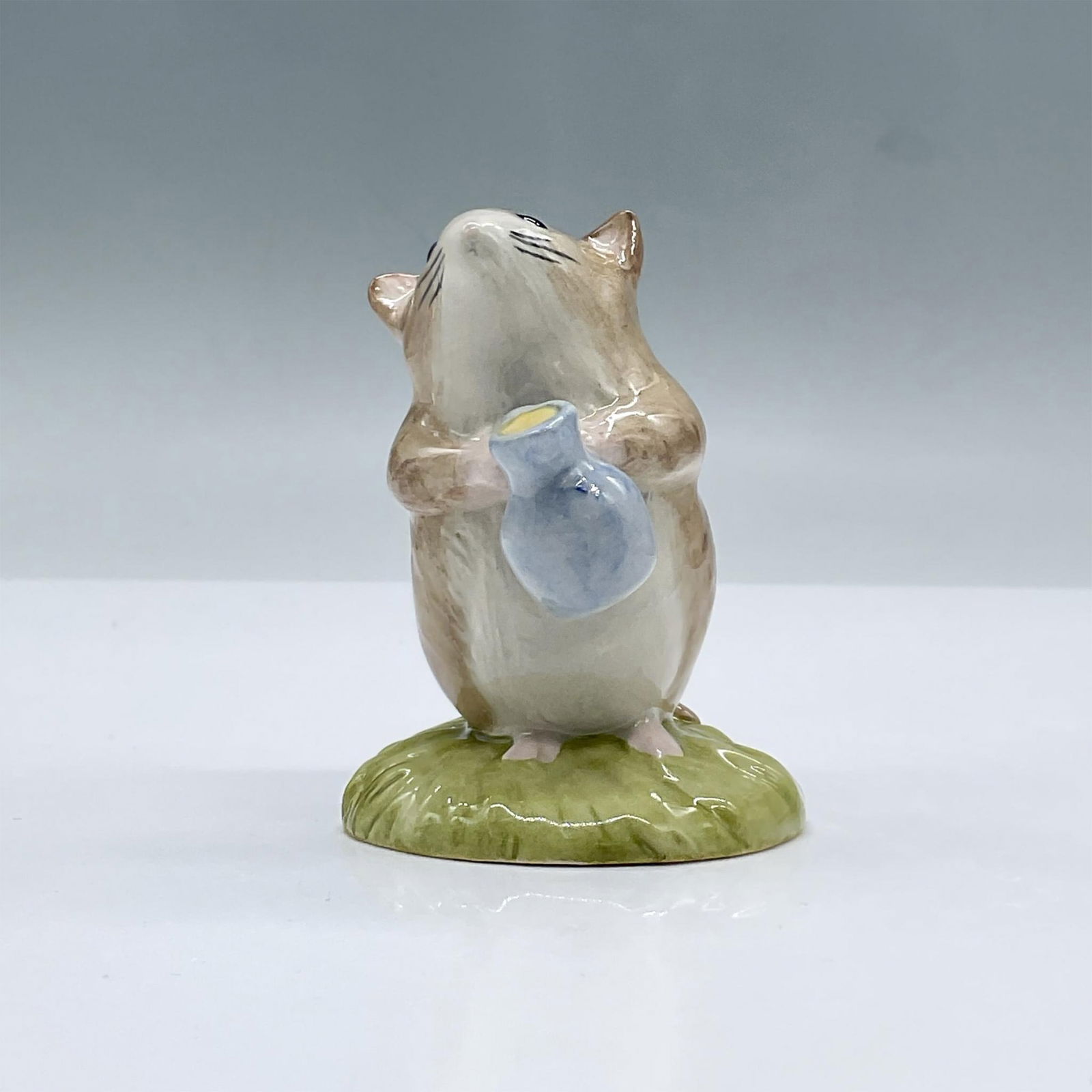 Beswick Beatrix Potter Figurine, Timmy Willie Fetching Milk (1 of 4)