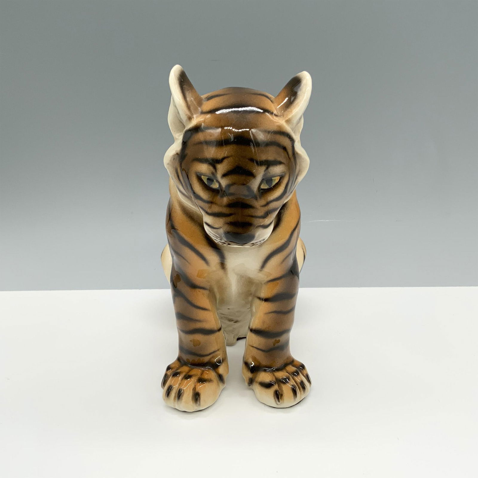 Vintage Wien Keramos Ceramic Tiger Figurine (1 of 4)