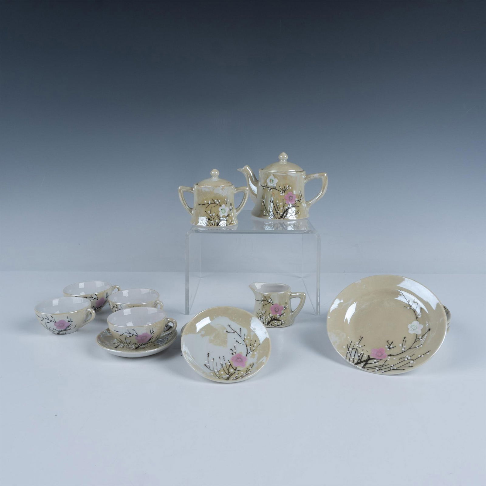 15pc Vintage Glossy Children's Japanese Tea Set (1 of 9)