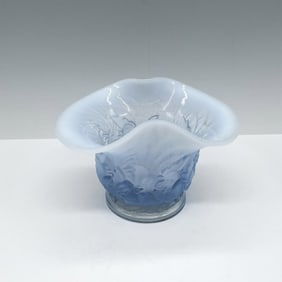 Duncan Miller Chanticleer Opalescent Glass Vase